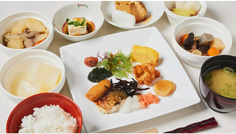 朝食