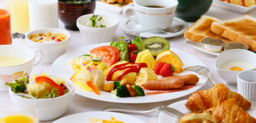 朝食